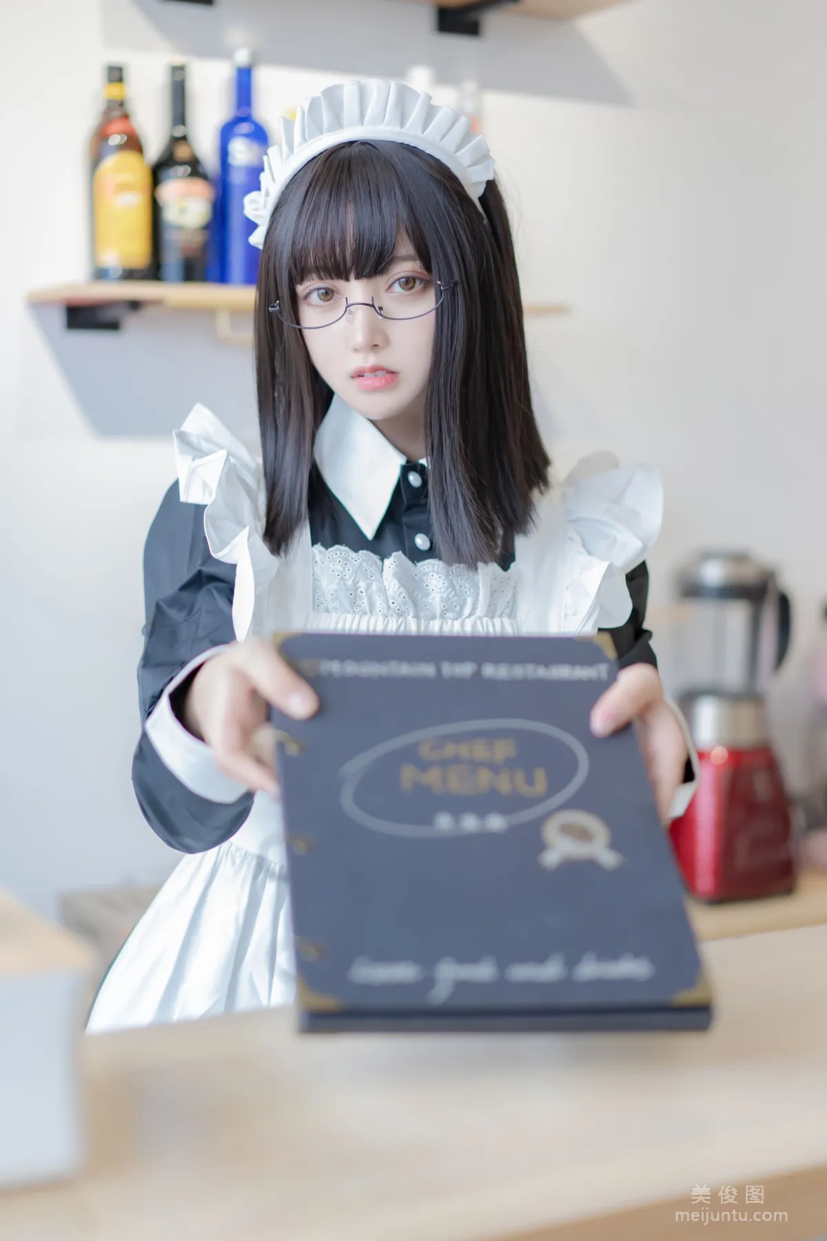 [Cosplay] 米線線sama - 女仆長裙 寫真集 1