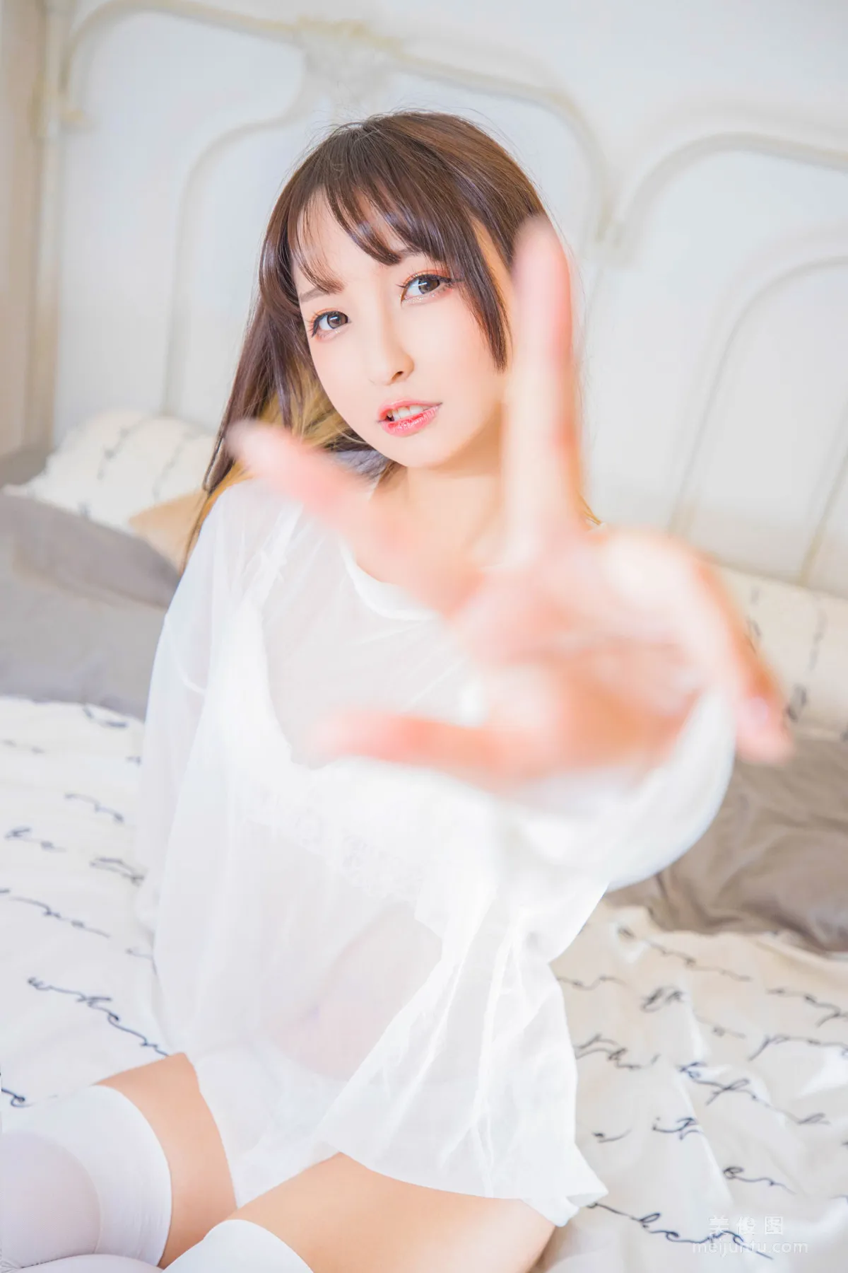 [Cosplay] 神楽坂真冬 《おかえり》 白絲貓腳 寫真集 86