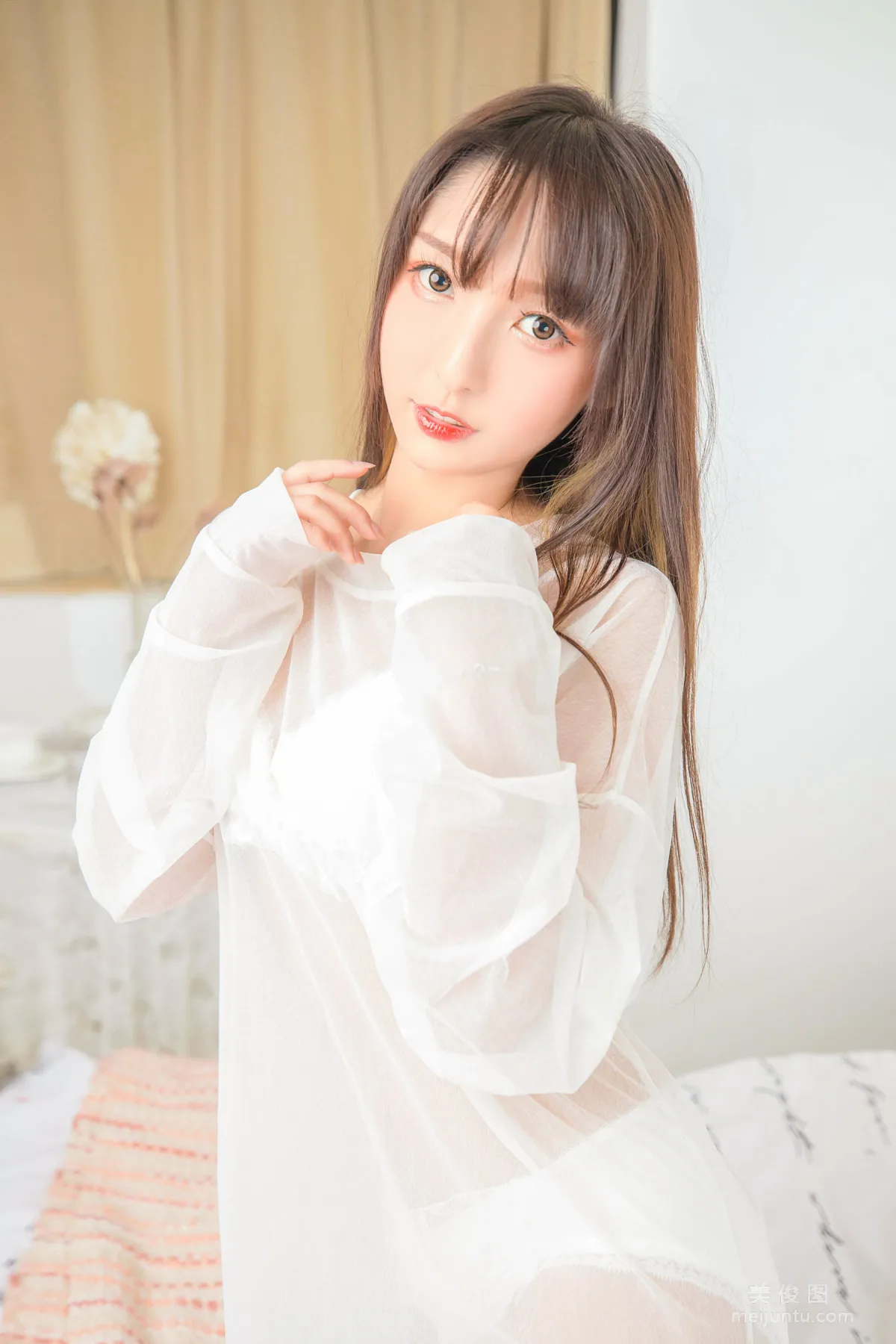 [Cosplay] 神楽坂真冬 《おかえり》 白絲貓腳 寫真集 19