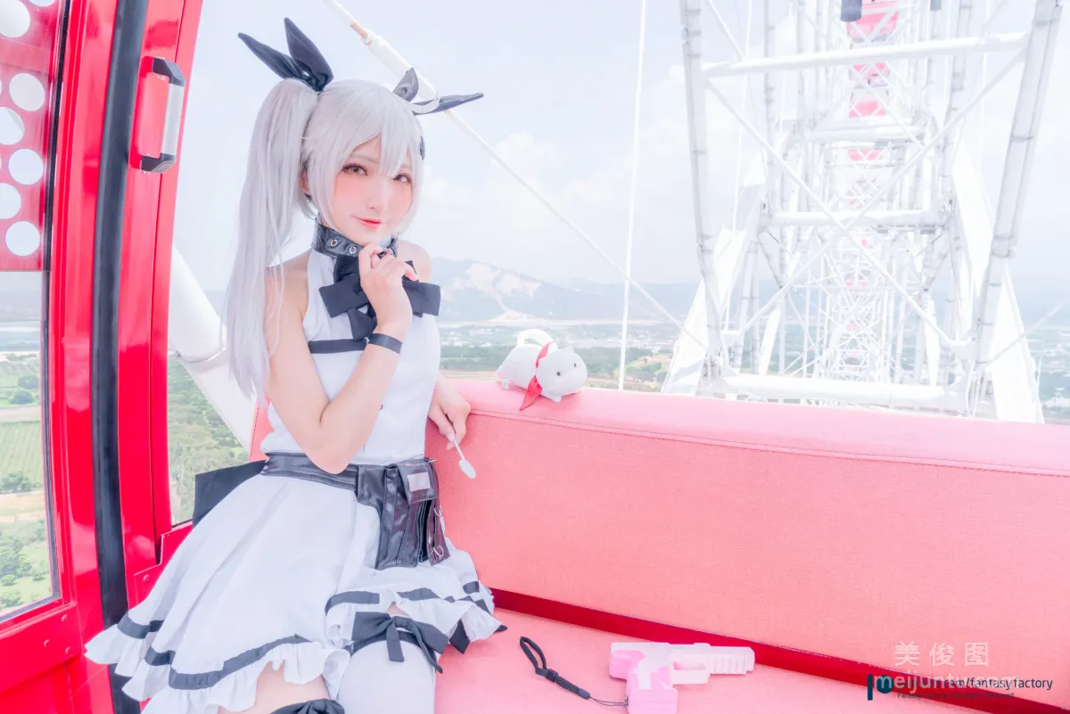 [Cosplay] 小丁 《Fantasy Factory》  黑白 薄纱 网袜 写真集26