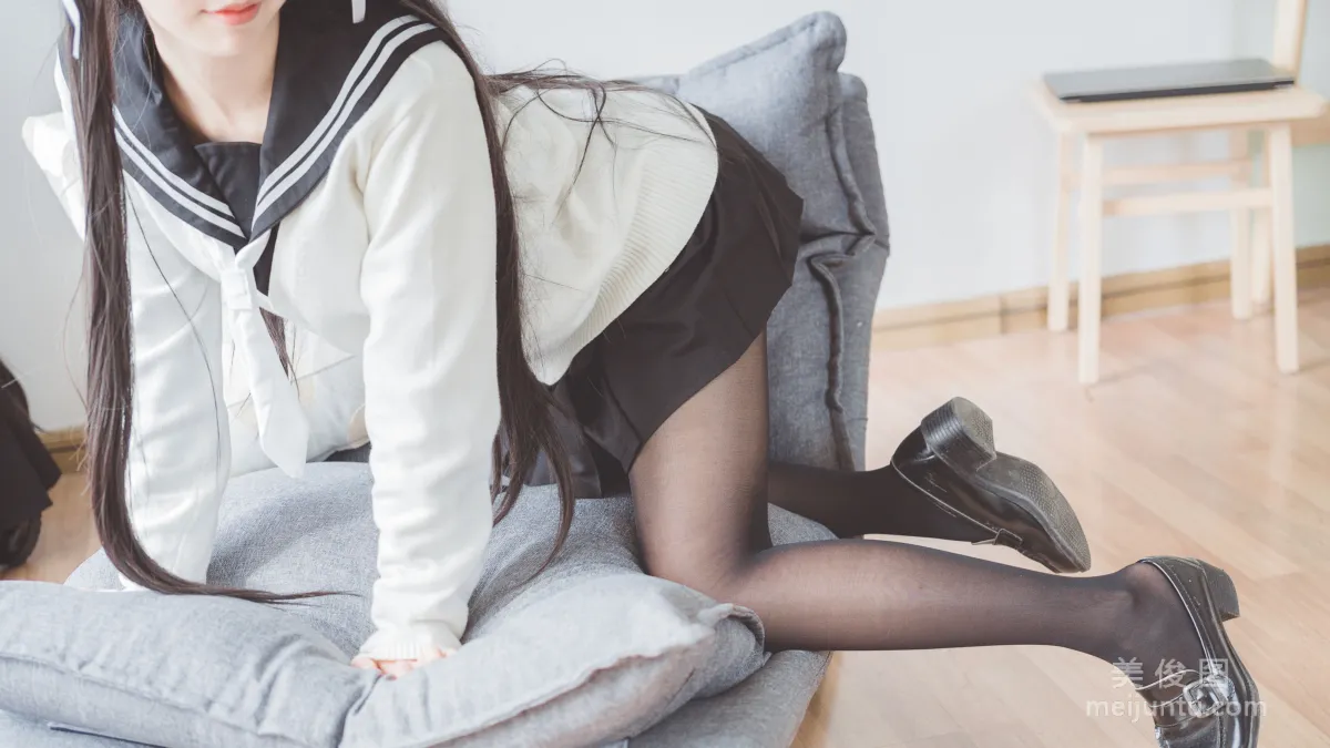 [Cosplay寫真] 可愛人氣Coser面餅仙兒 - 制服愛宕 7