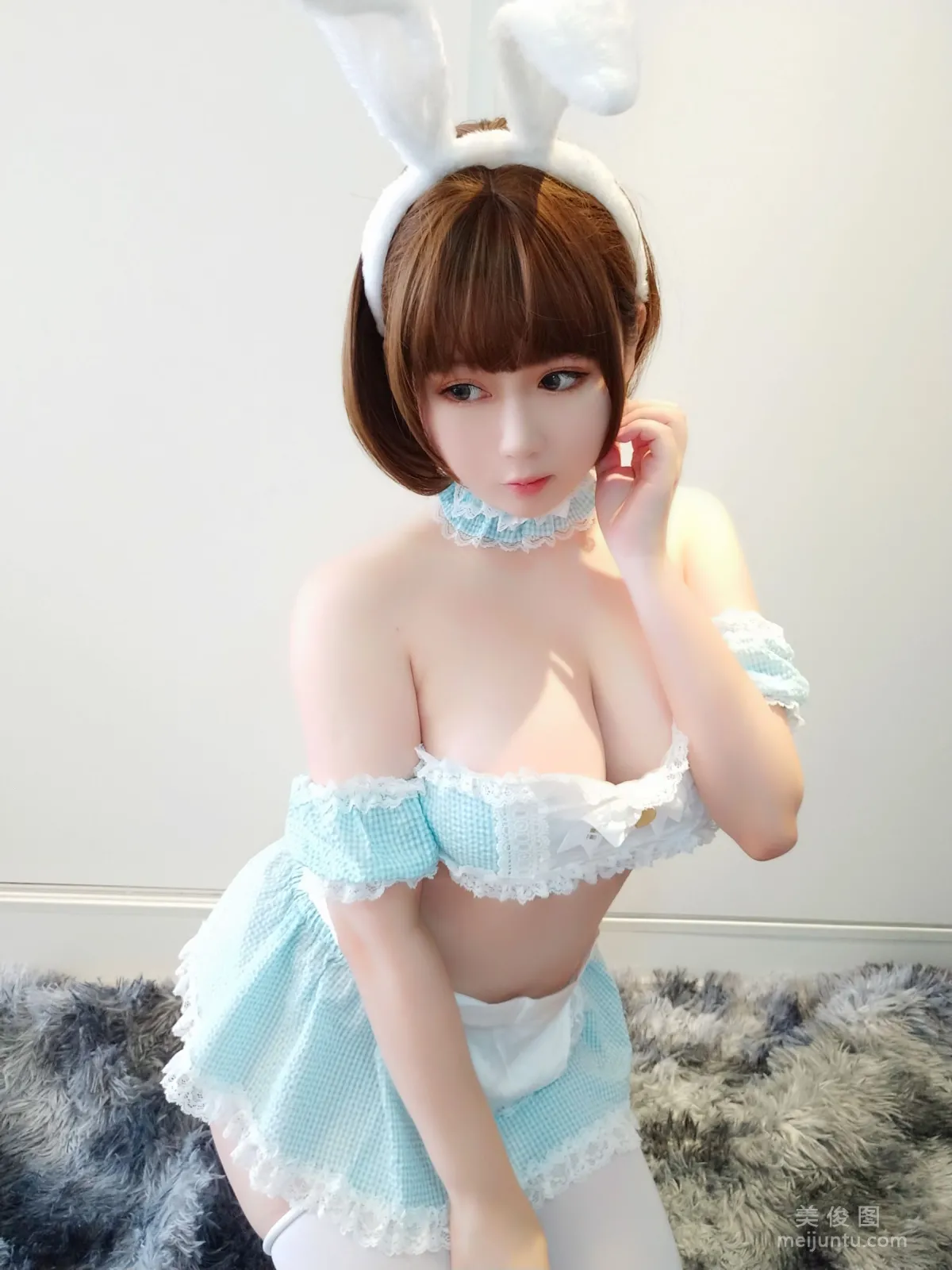 [Cosplay] 蜜桃少女是依醬呀 - 白兔軟軟 16