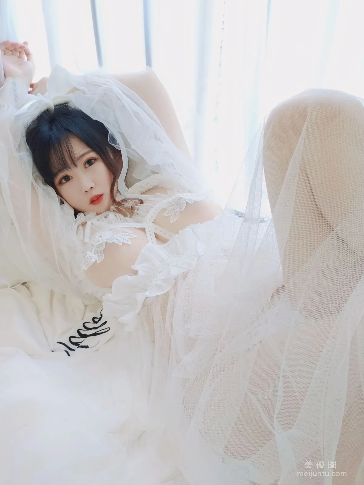 [Cosplay] 蜜桃少女是依醬呀 - 花嫁 寫真集 34