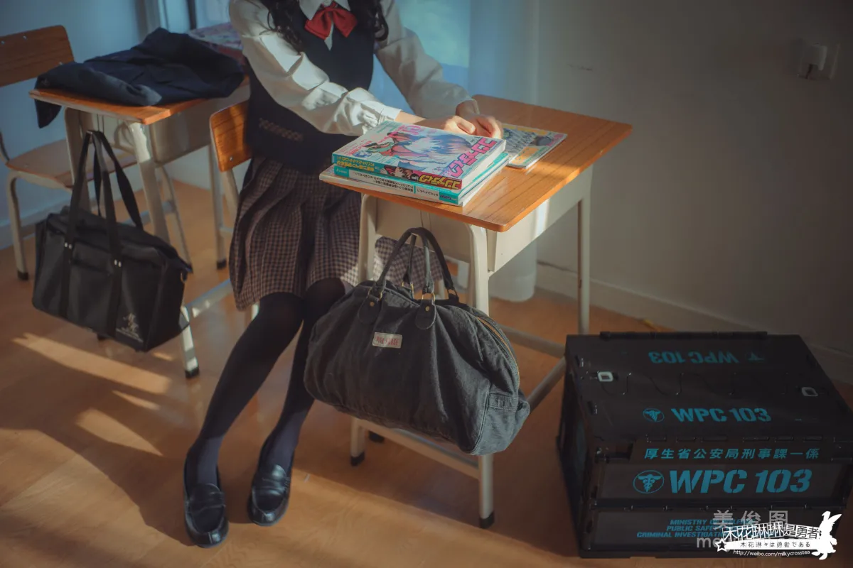 [Cosplay] 福利姬木花琳琳是勇者 - 未來日記 8