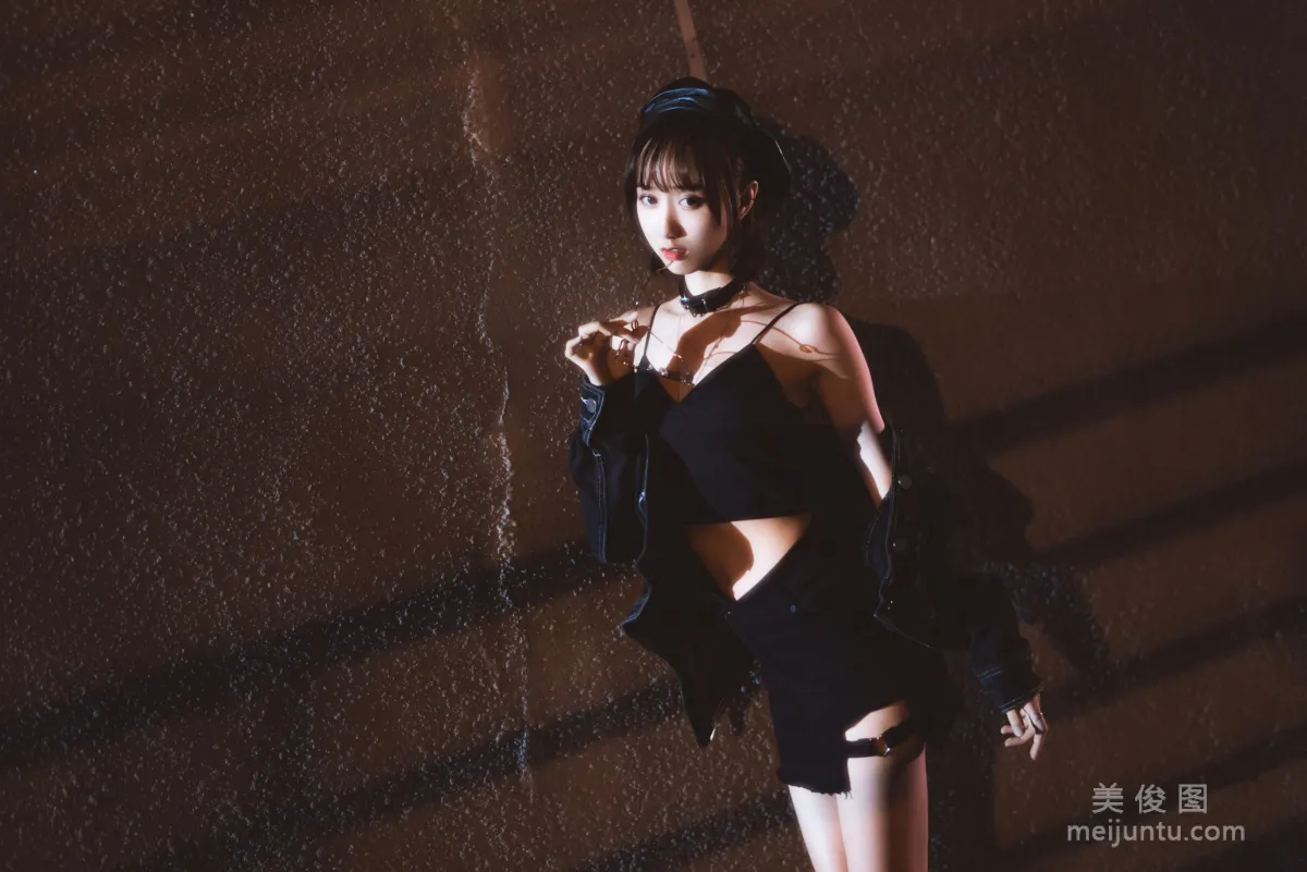 [Cosplay] 木綿綿OwO - 室外短裙 寫真集 2