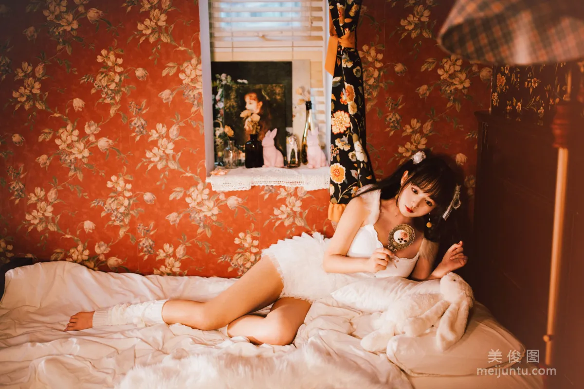 [Cosplay] 大眼萌妹黑貓貓OvO - 白色雙馬尾 7