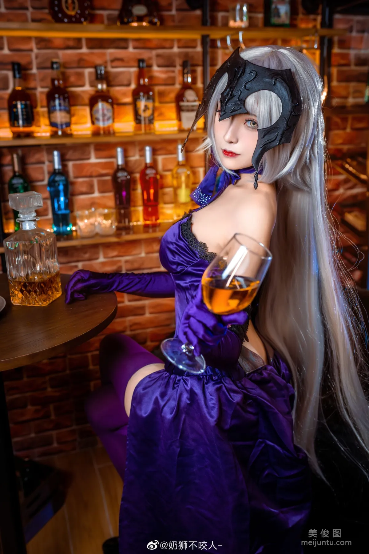 [Cosplay] 奶狮不咬人 - 黑贞德 写真集1