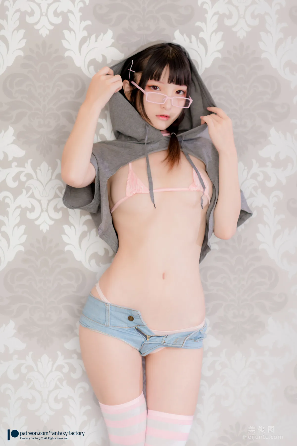 [Cosplay写真] 小丁 《Fantasy Factory》 - JK 情趣 旗袍15
