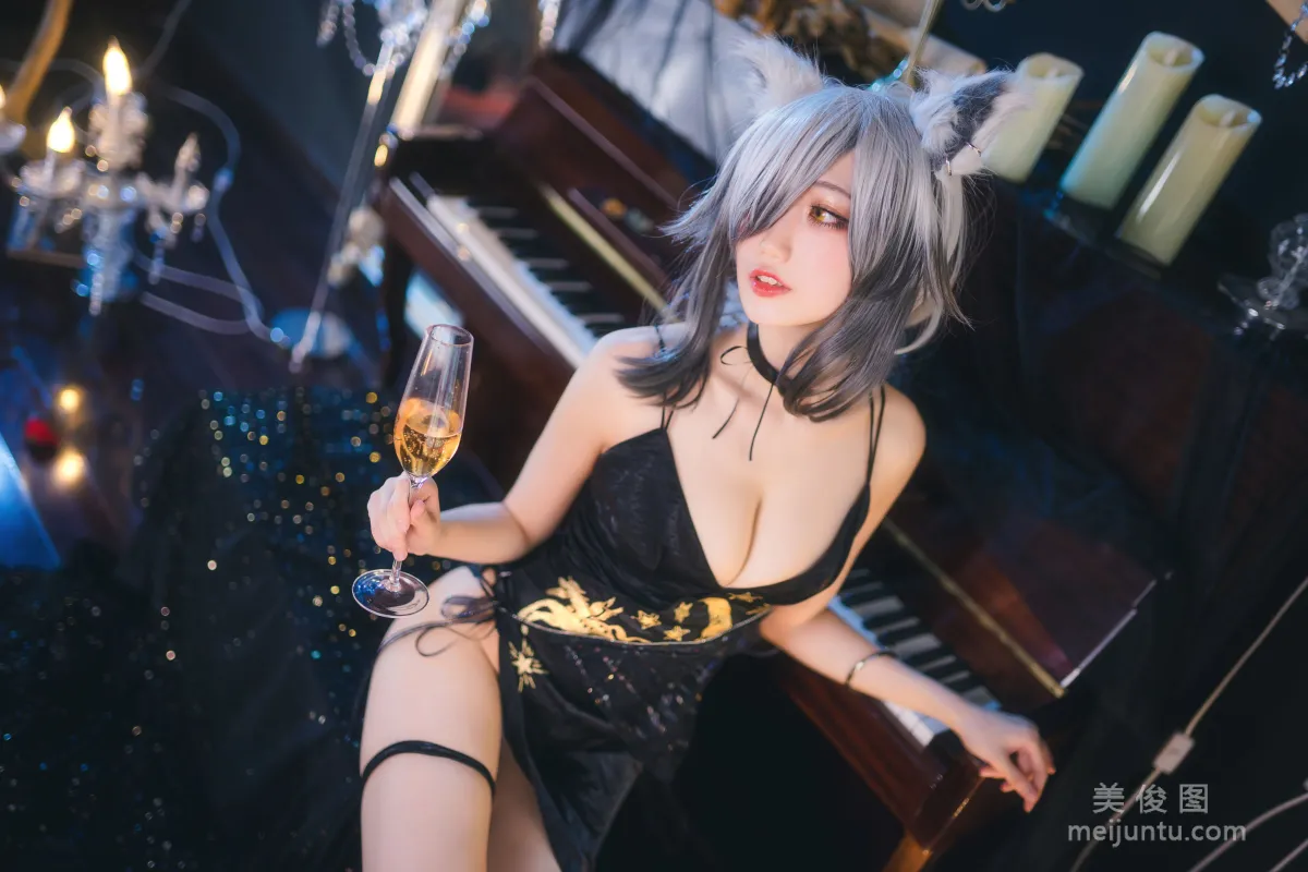 [Cosplay寫真] 周叽是可愛兔兔 - 禮服 8