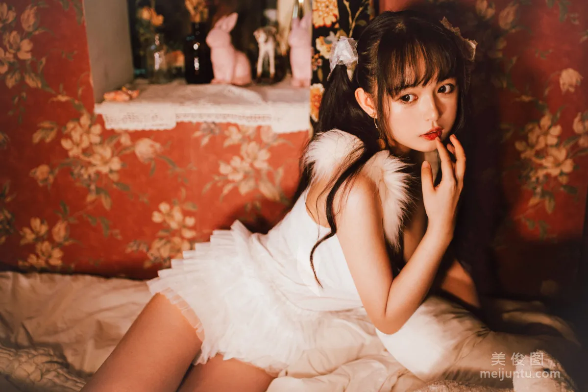 [Cosplay] 大眼萌妹黑貓貓OvO - 白色雙馬尾 10