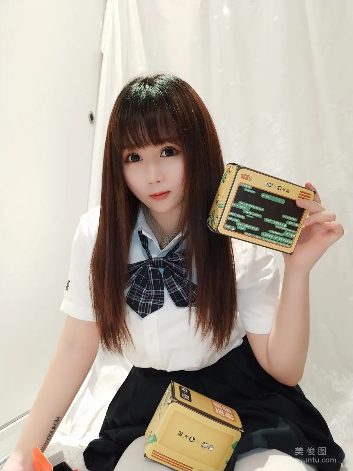 [Cosplay] 蜜桃少女是依醬呀 - JK捆綁 19