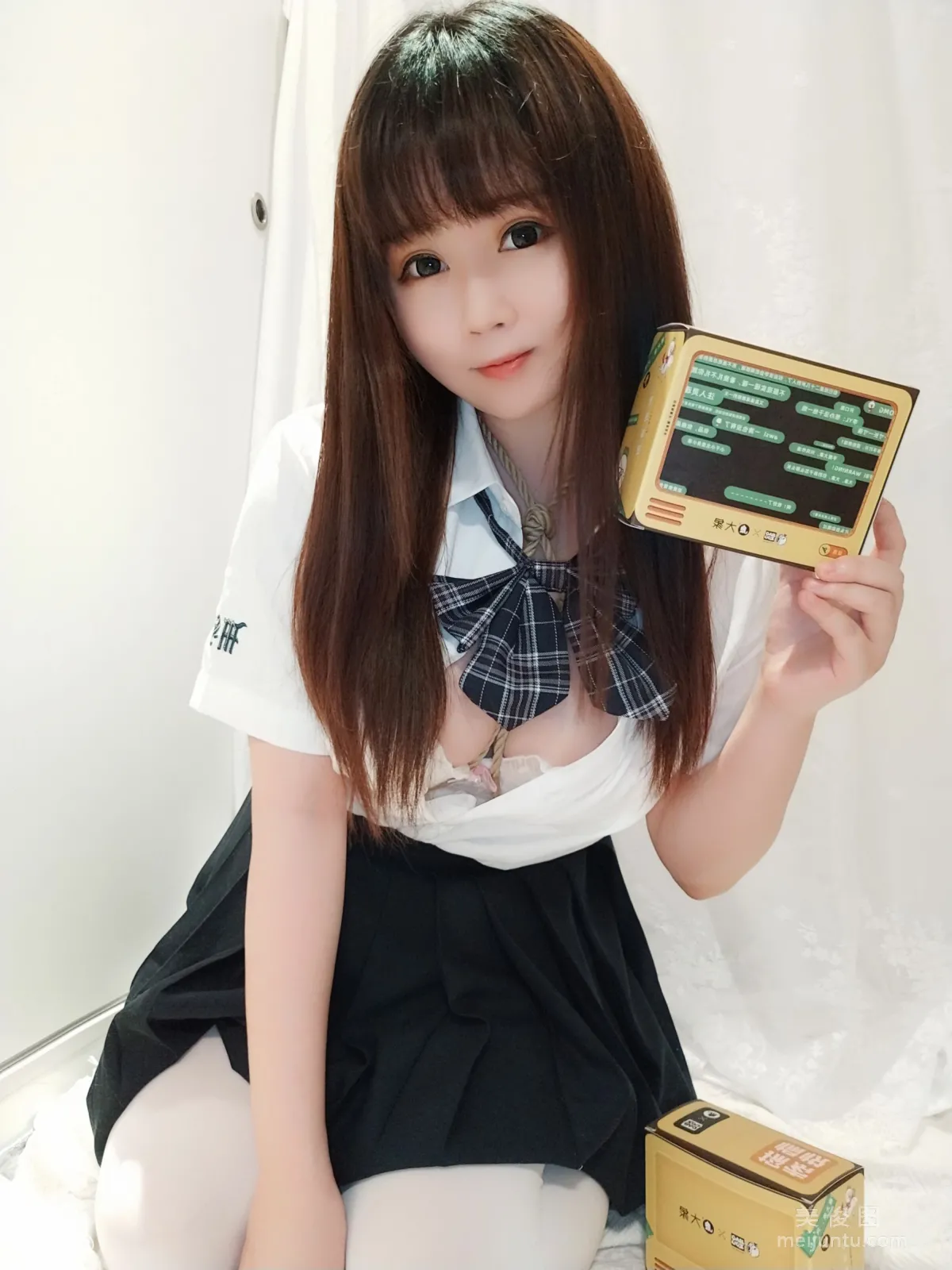 [Cosplay] 蜜桃少女是依醬呀 - JK捆綁 15