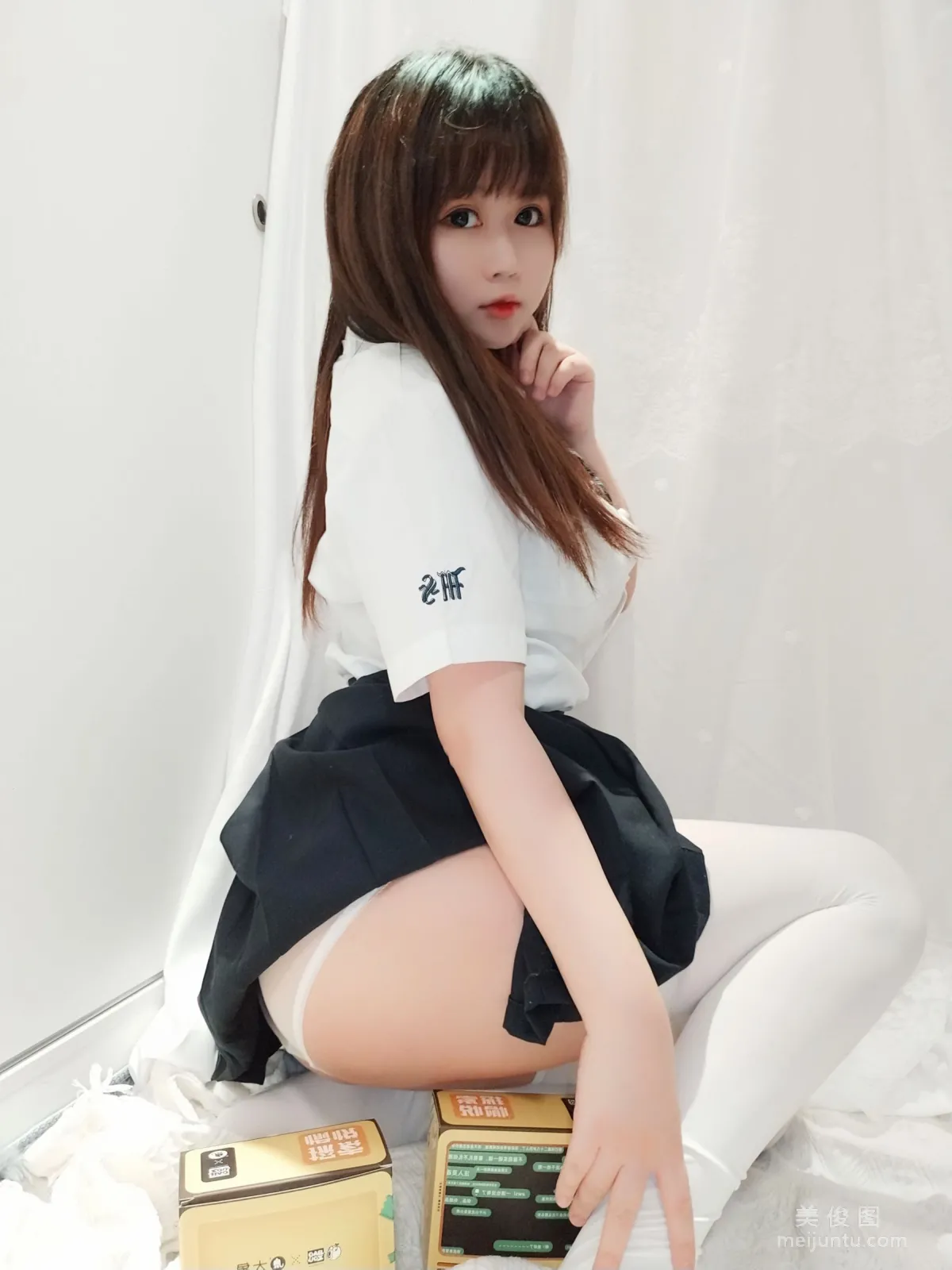 [Cosplay] 蜜桃少女是依醬呀 - JK捆綁 14