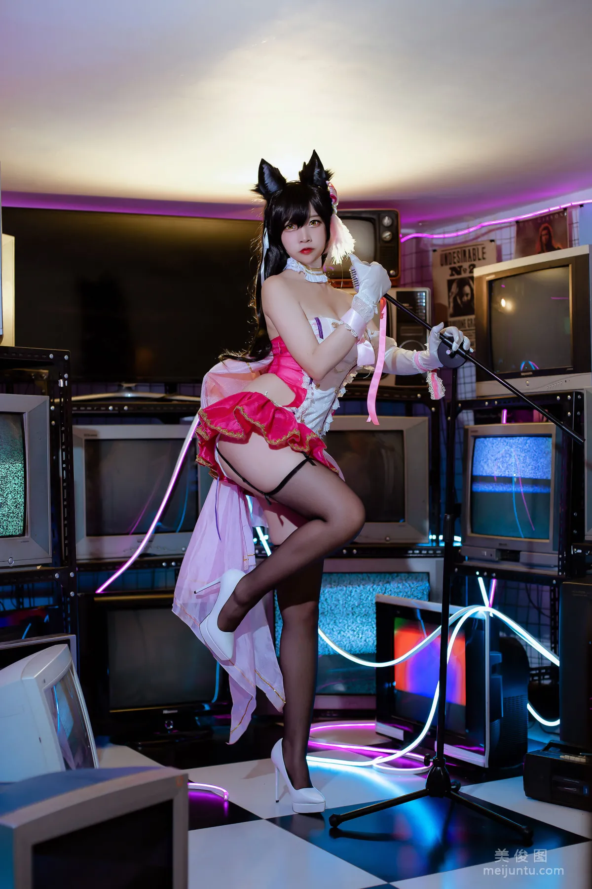 [Cosplay寫真] 二佐Nisa - 犬之眷之碧藍愛宕 打歌服 3