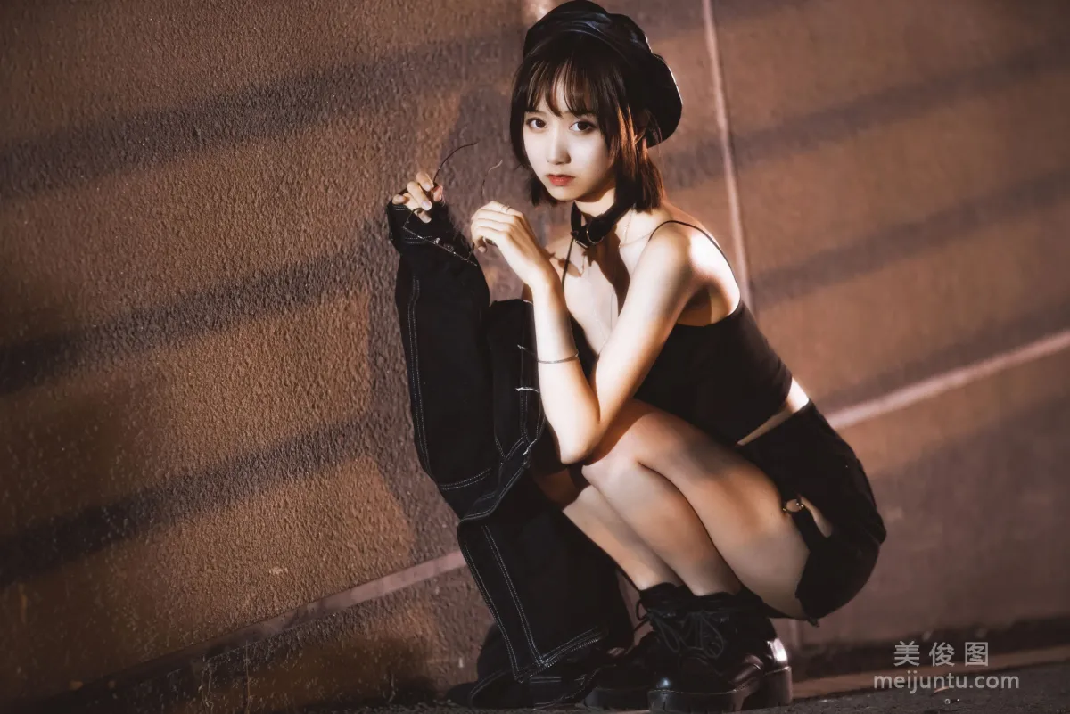 [Cosplay] 木綿綿OwO - 室外短裙 寫真集 14