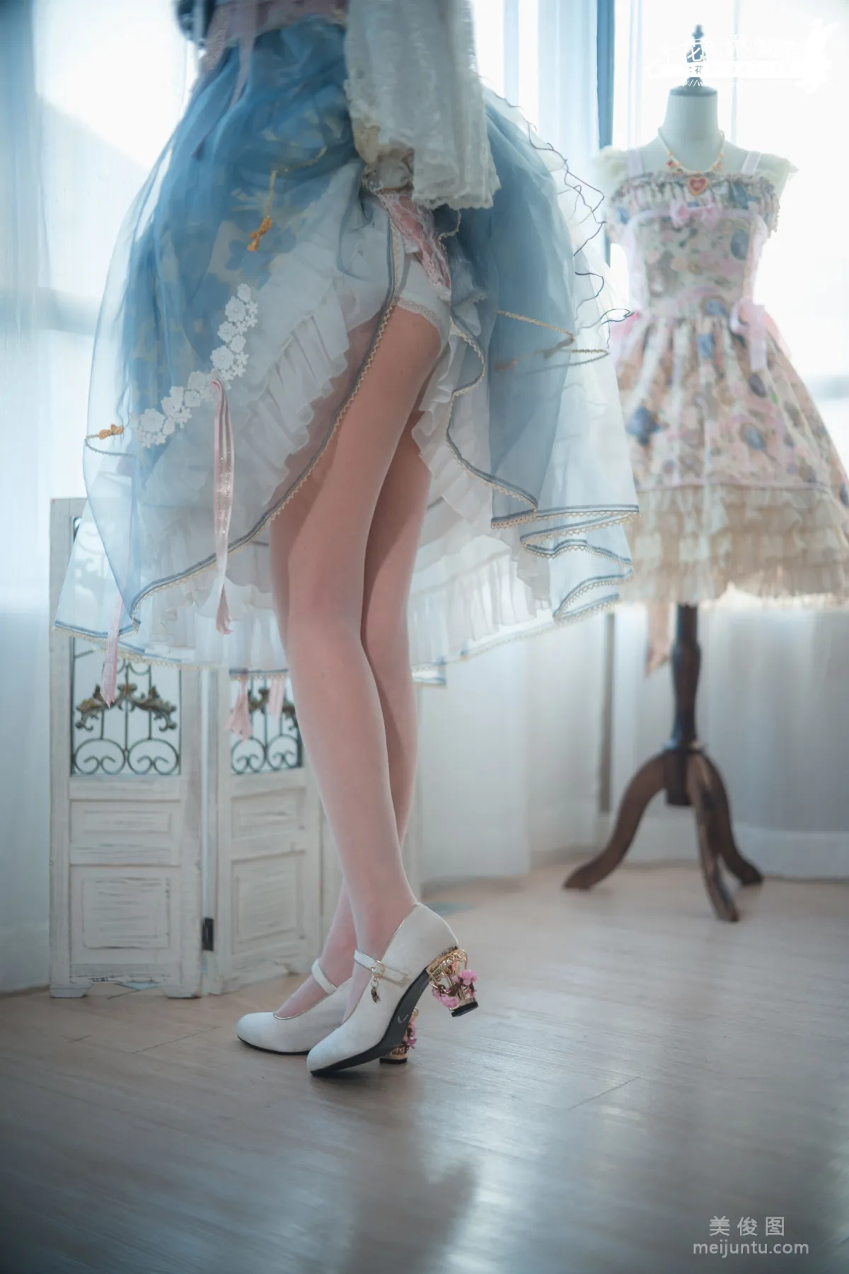 [Cosplay] 福利姬木花琳琳是勇者 - 未來日記 36