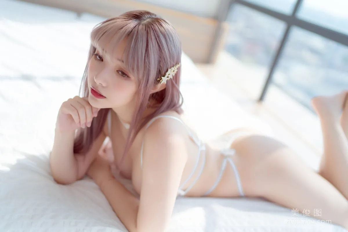 [Cosplay寫真] 動漫博主雯妹 - 白色镂空 26