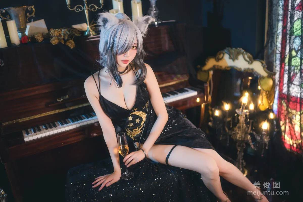 [Cosplay写真] 周叽是可爱兔兔 - 礼服9