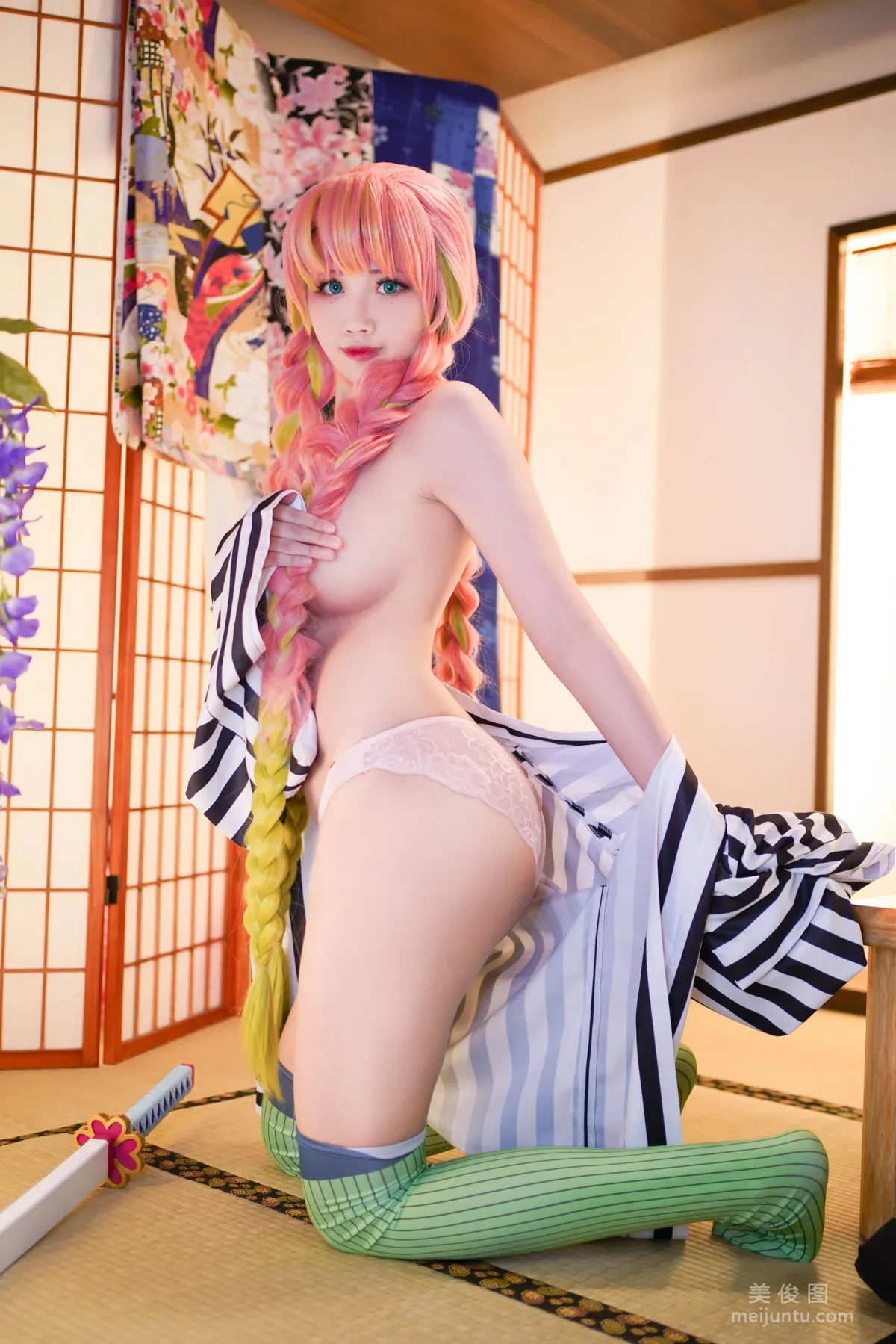 [Cosplay] 萱-KaYa - 鬼滅之刃 甘露寺 寫真集 34