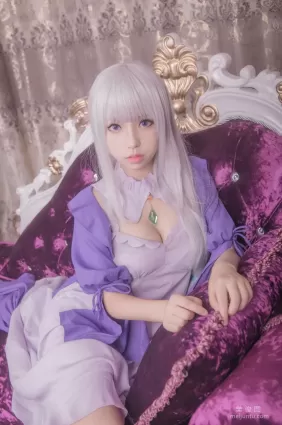 [Cosplay] 白易子教主 - RE從零開始的異世界生活 艾米莉娅