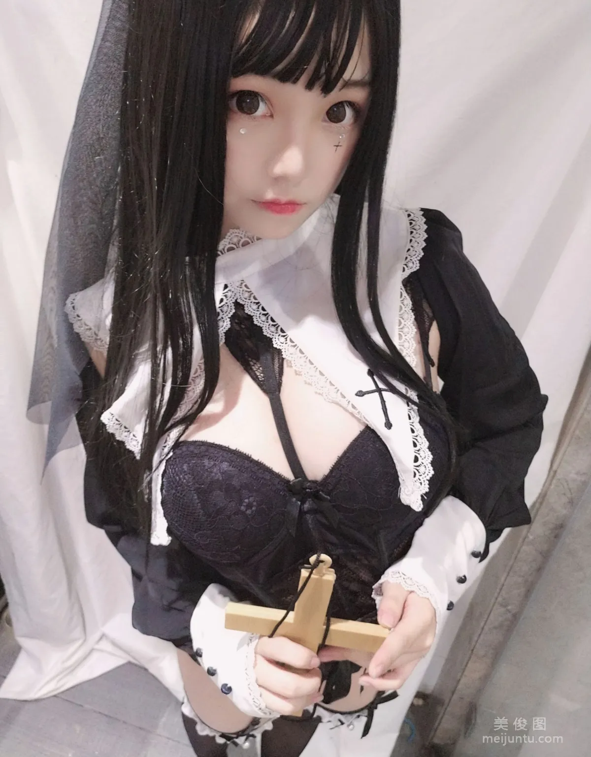 [Cosplay] 萌系小姐姐蜜汁貓裘 - 修女 寫真集 5
