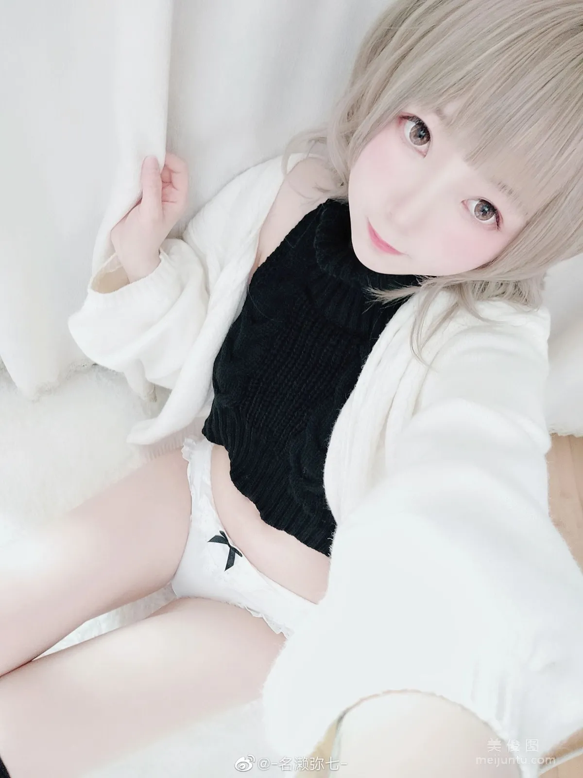[Cosplay] 動漫博主名濑彌七 - 毛衣 9