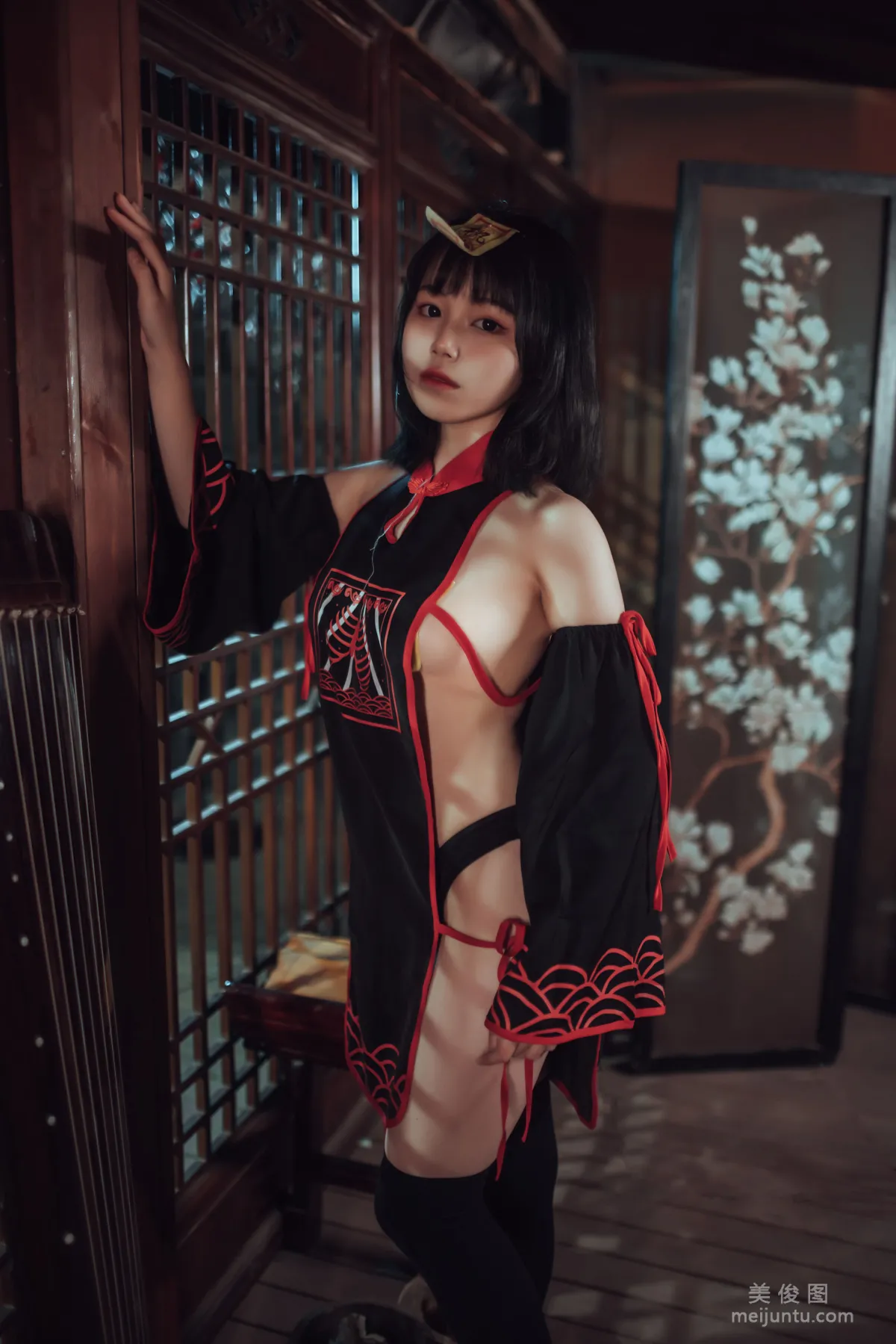 [Cosplay] 七月喵子 - 小僵屍 2