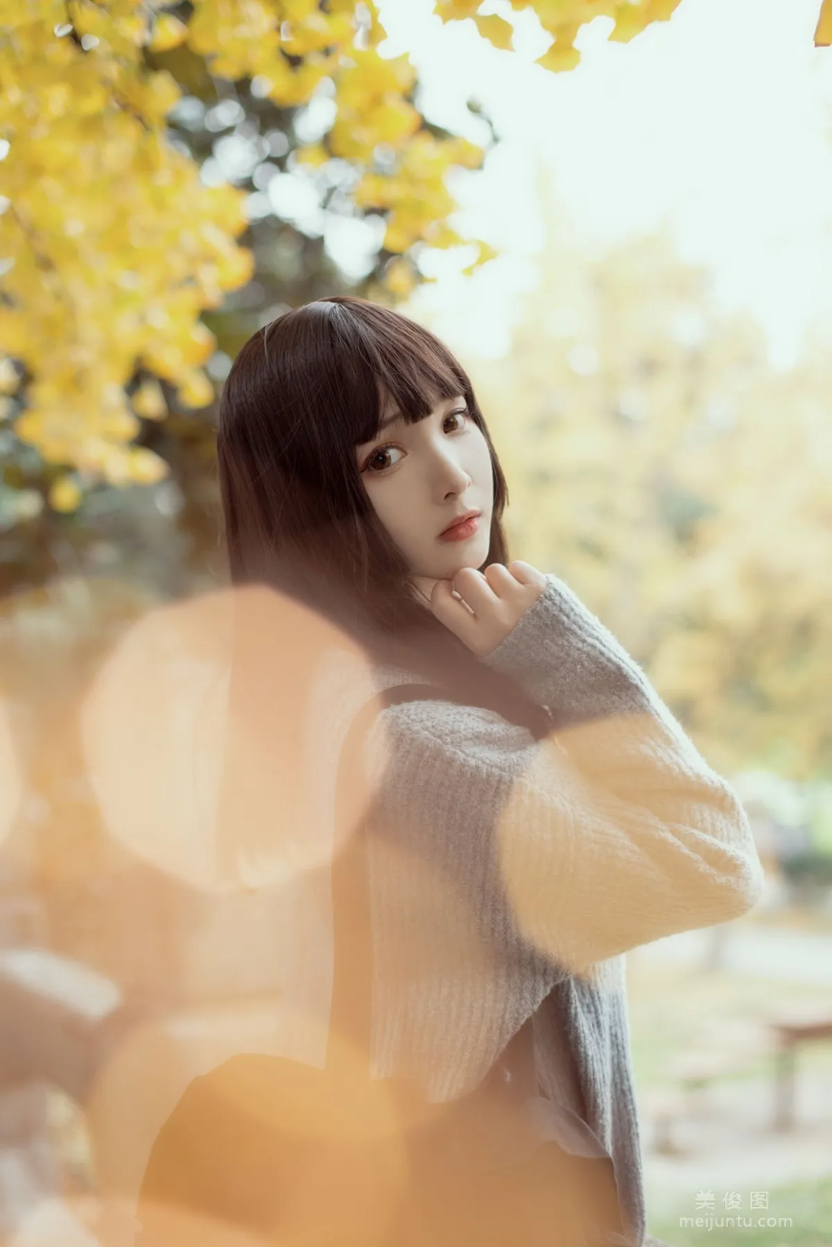 [Cosplay寫真] 古川kagura - 銀杏樹下 17
