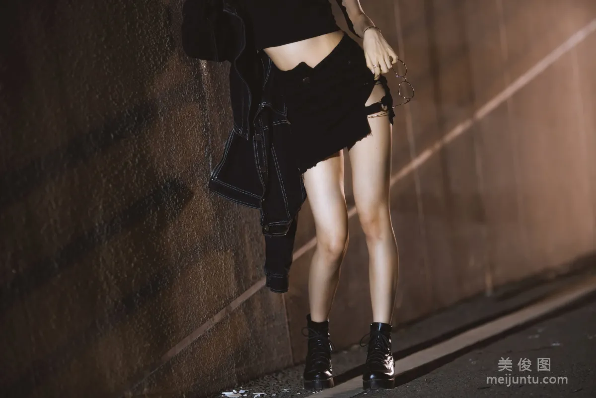 [Cosplay] 木綿綿OwO - 室外短裙 寫真集 8