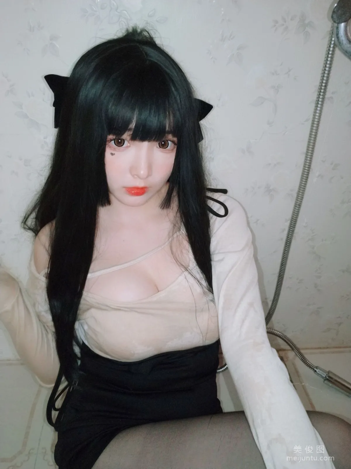 [Cosplay] 二次元美女古川kagura - 浴室濕身黑絲 11