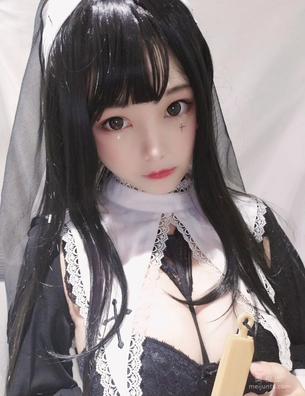 [Cosplay] 萌系小姐姐蜜汁貓裘 - 修女 寫真集 11