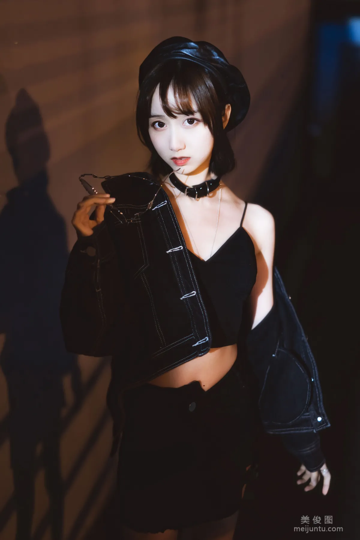 [Cosplay] 木綿綿OwO - 室外短裙 寫真集 1
