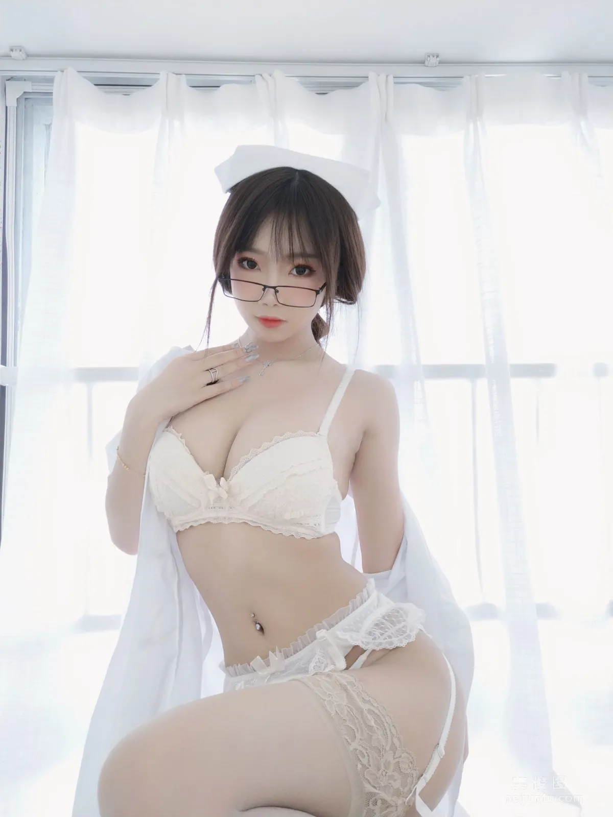 [Cosplay] 白嫩美少女鬼畜瑤 - 笨蛋護士 23