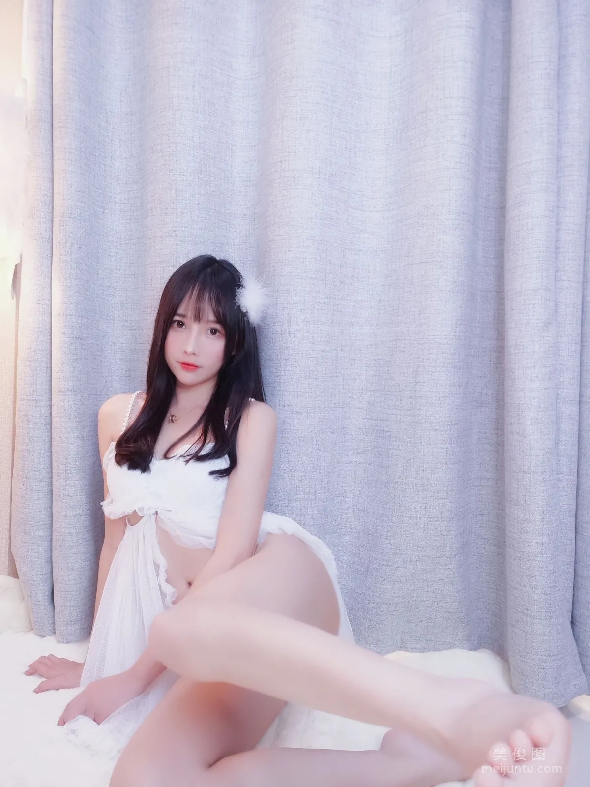 [Cosplay] 虎牙小小奶瓶兒 - 仙女兔 寫真集 17