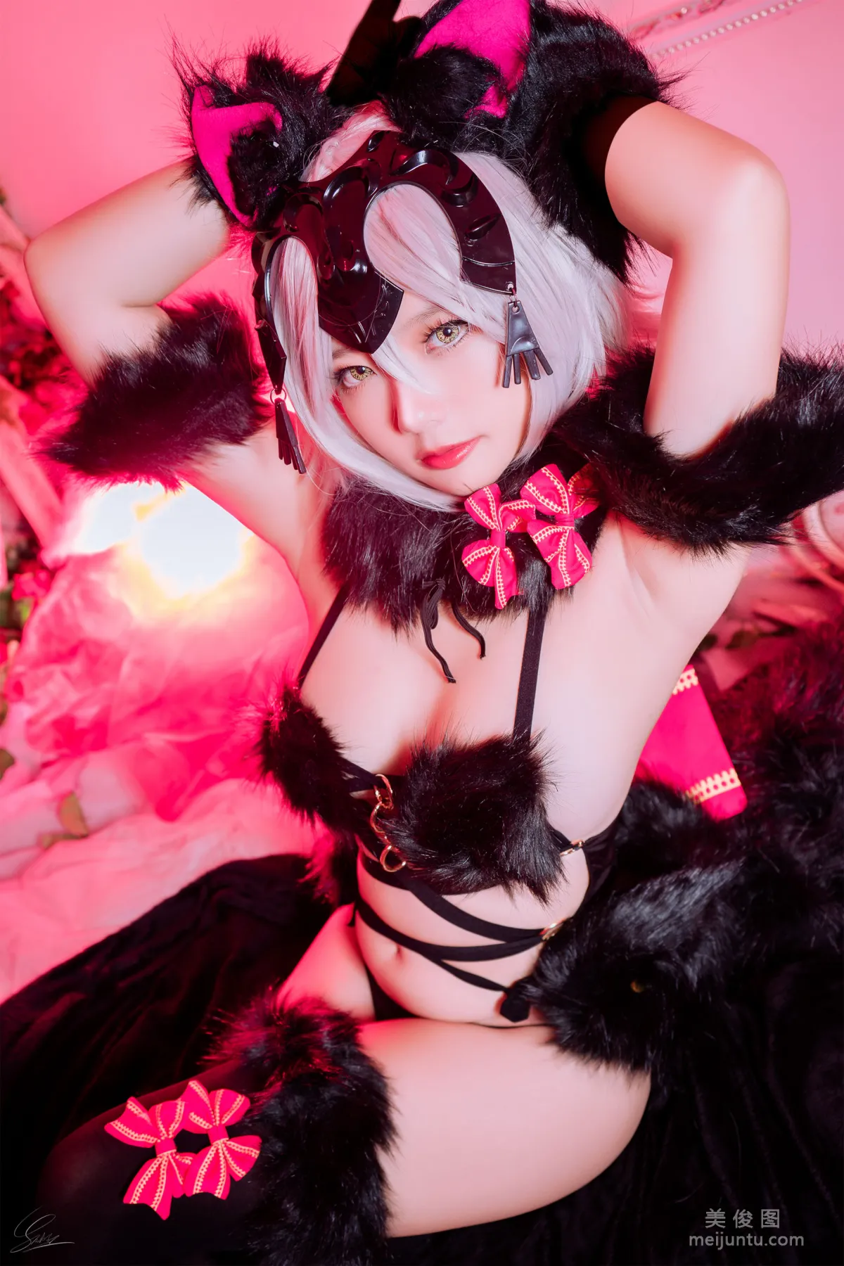 Messie Huang 《Jeanne Alter Wolf》 写真集8