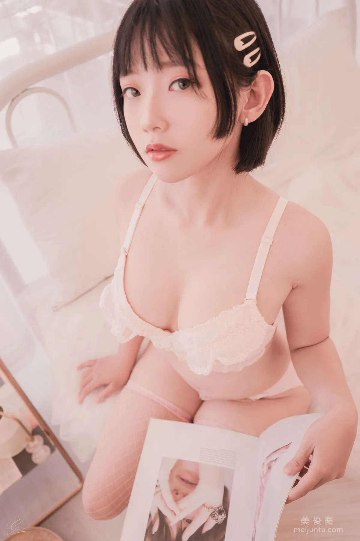 COSER模特Messie Huang - 《Lingerie》寫真集 18
