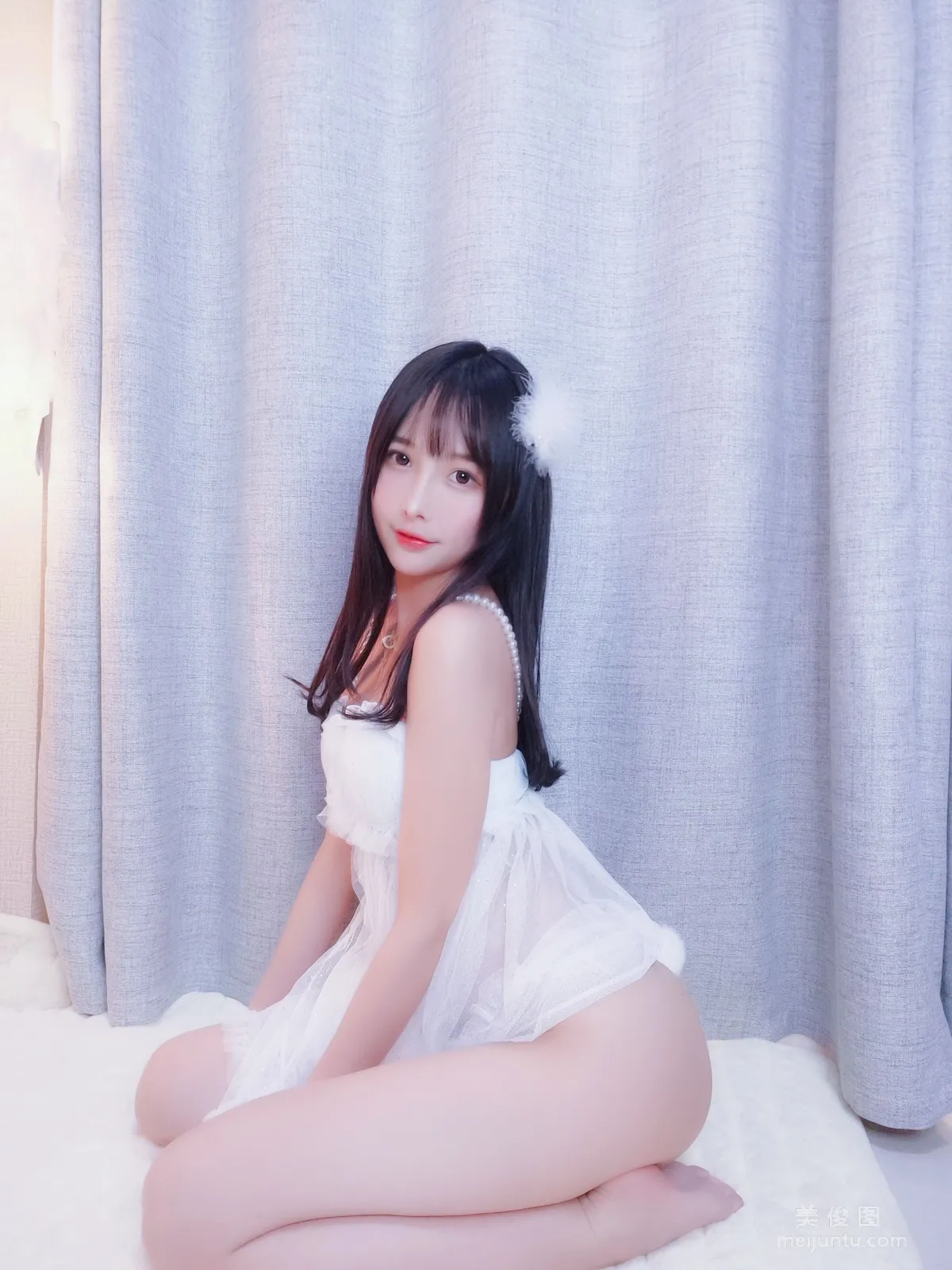 [Cosplay] 虎牙小小奶瓶兒 - 仙女兔 寫真集 15