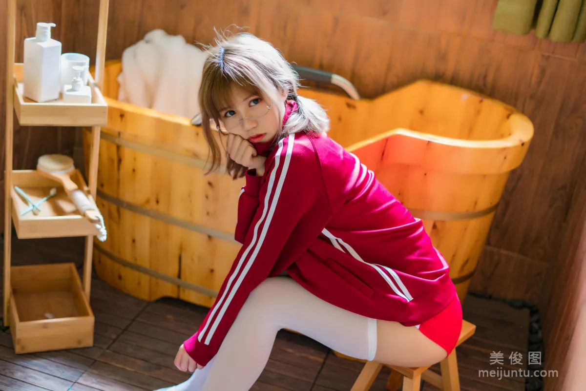 [網紅COSER] 小倉千代w - 紅色體操服 寫真集 48