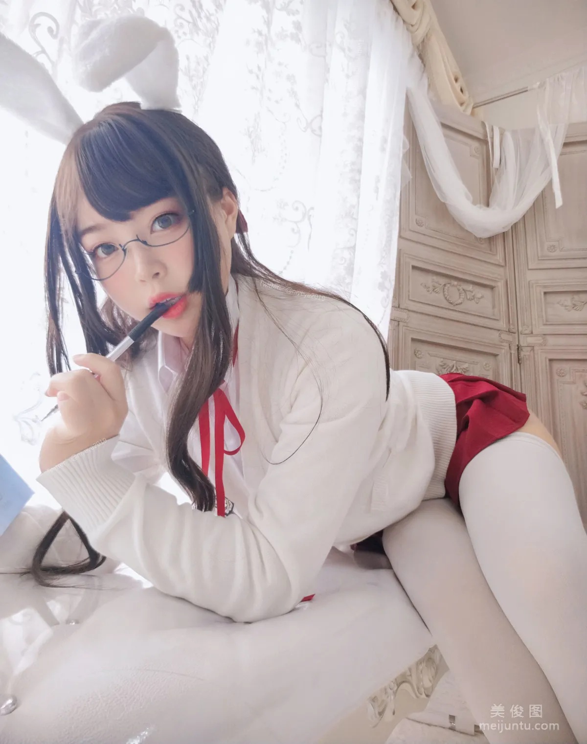 [網紅COSER] 萌系小姐姐-白烨- - 發情期 寫真集 20
