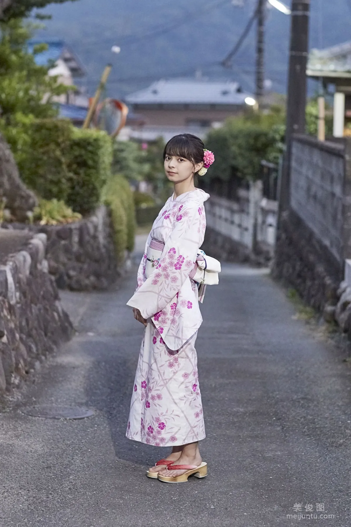 [Hello! Project Digital Books] No.197 上國料萌衣 Moe Kamikokuryo 99
