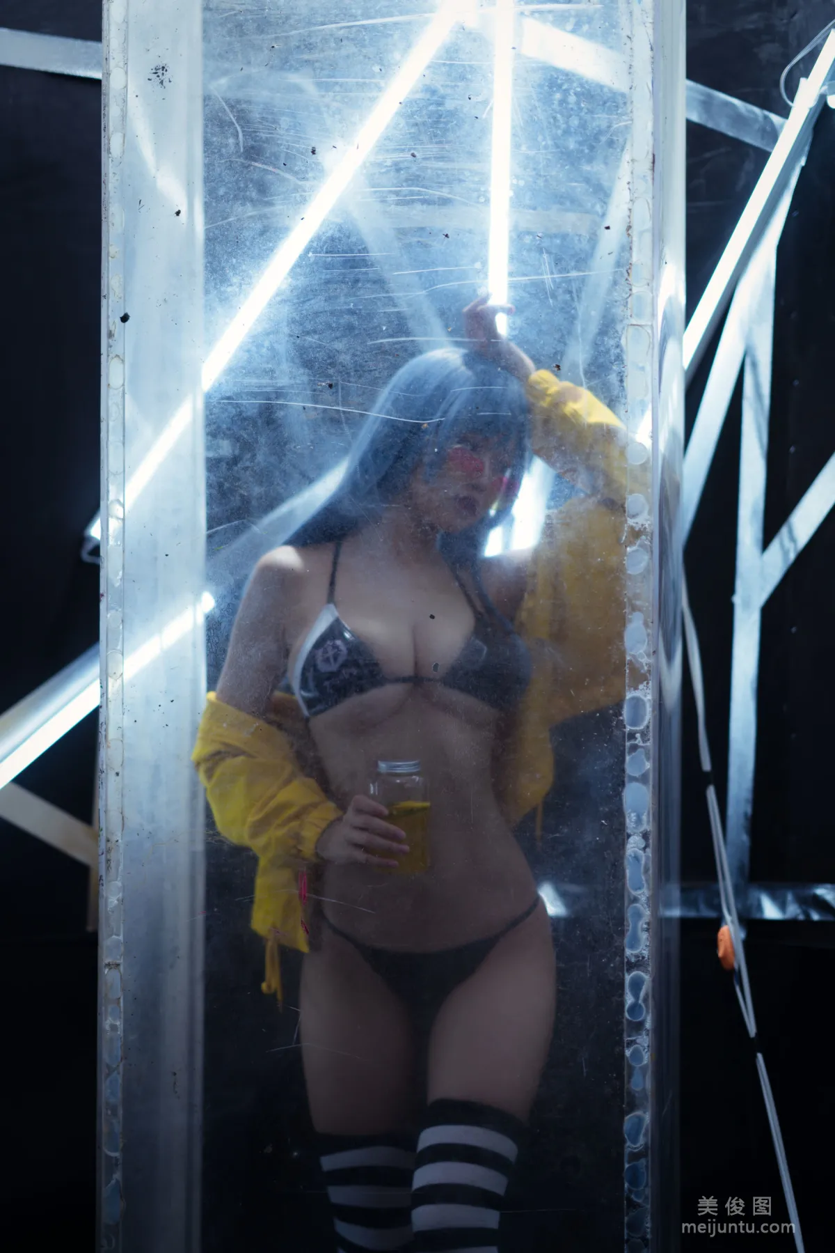 [網紅COSER] 動漫博主小倉千代w - 艦長 寫真集 22