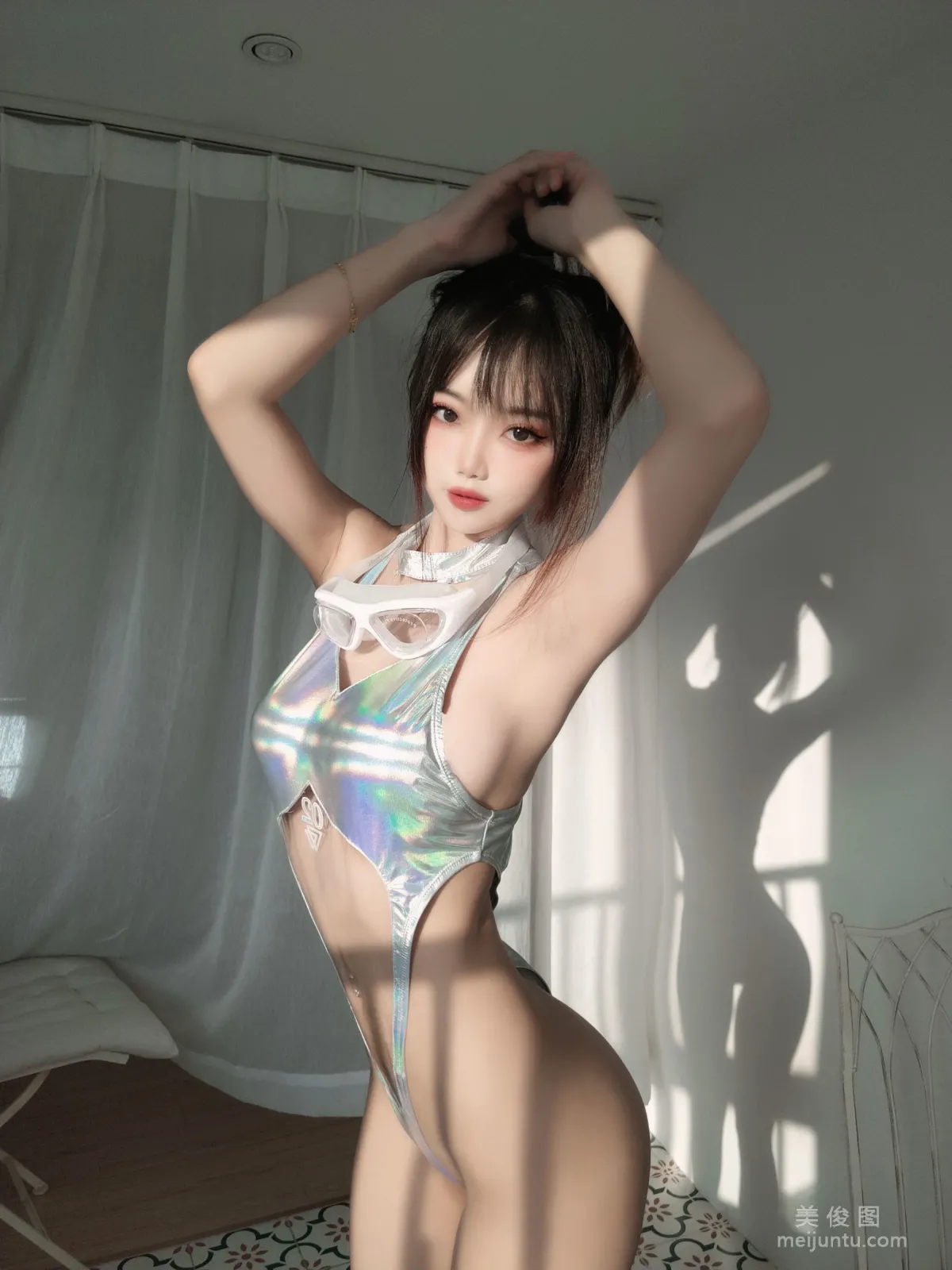 [网红COSER] 白嫩美少女鬼畜瑶 - 镭射竞泳 写真集46