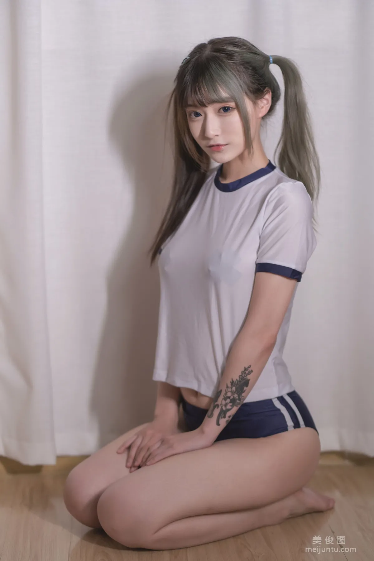 [網紅COSER] 鐵闆燒鬼舞w - 體操服 寫真集 4