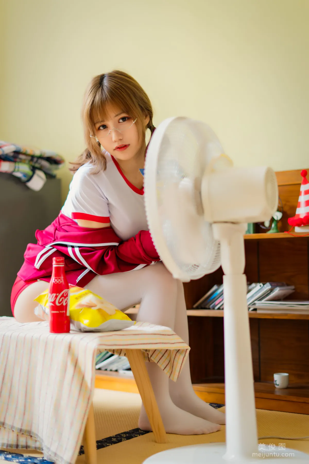 [網紅COSER] 小倉千代w - 紅色體操服 寫真集 19