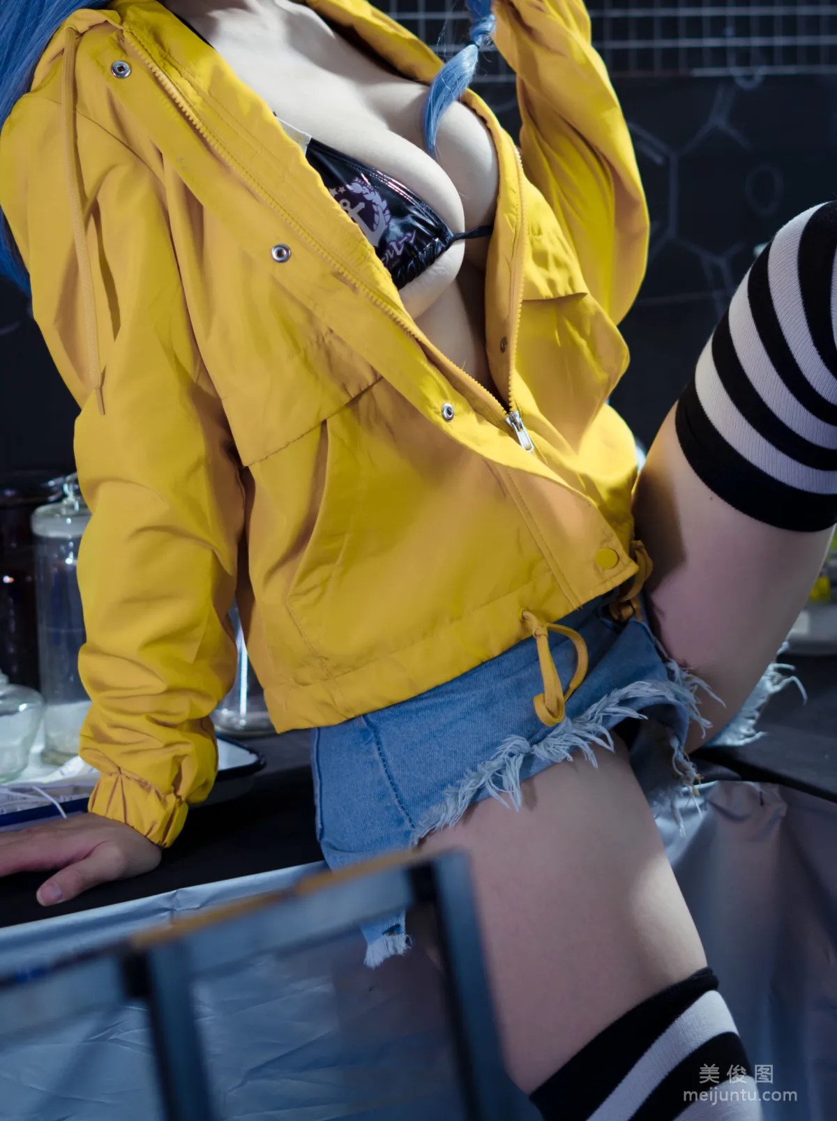 [網紅COSER] 動漫博主小倉千代w - 艦長 寫真集 18
