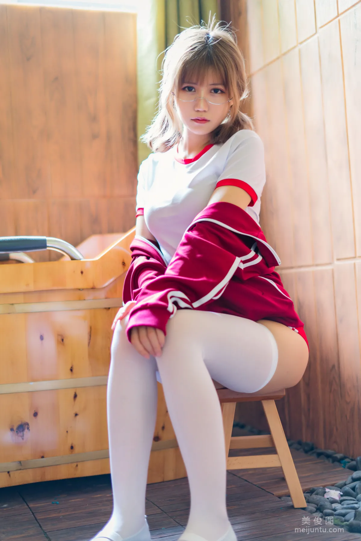 [網紅COSER] 小倉千代w - 紅色體操服 寫真集 32