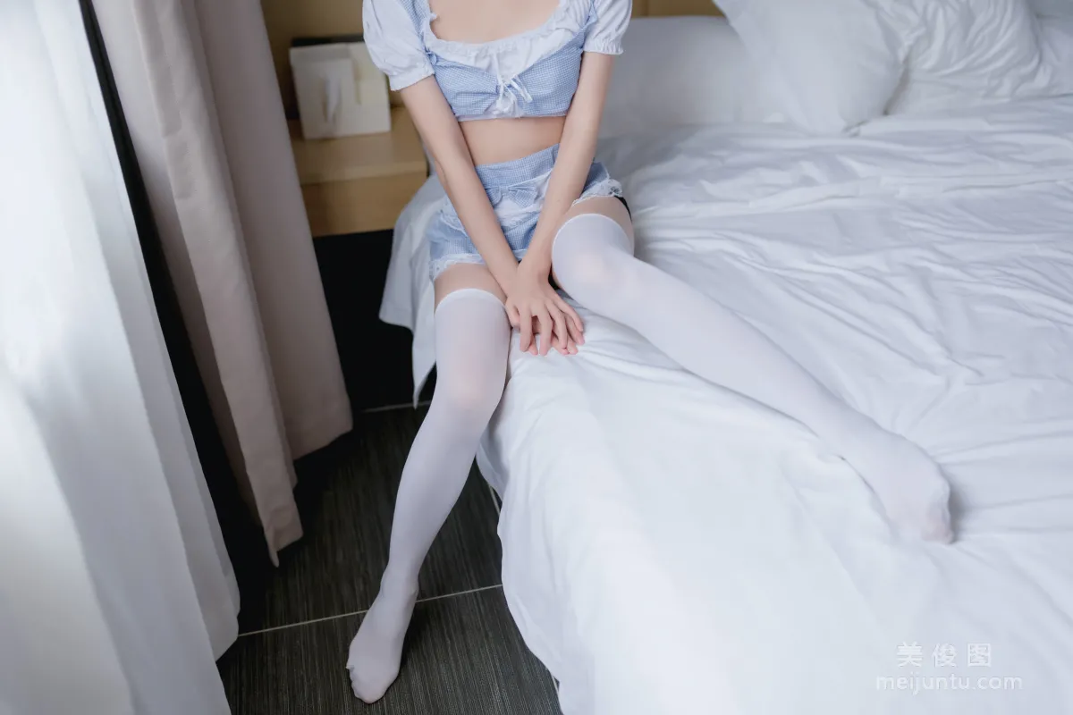 [網紅COSER] Kitaro_绮太郎 - 蝴蝶結女仆 寫真集 11