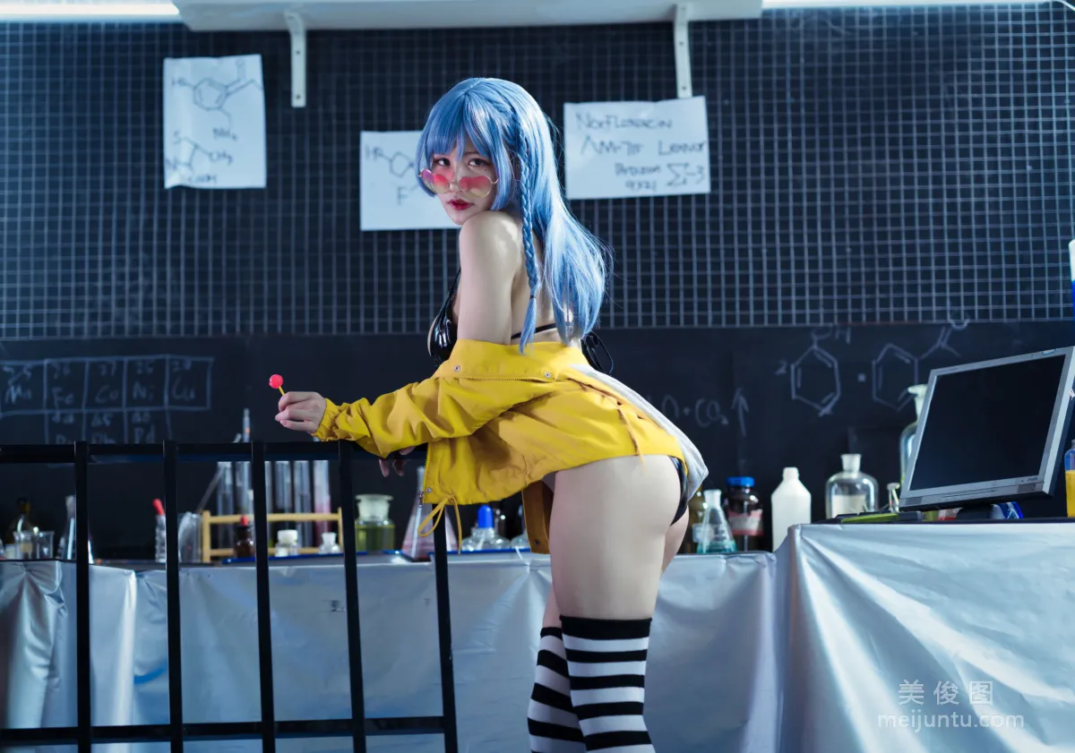 [網紅COSER] 動漫博主小倉千代w - 艦長 寫真集 6