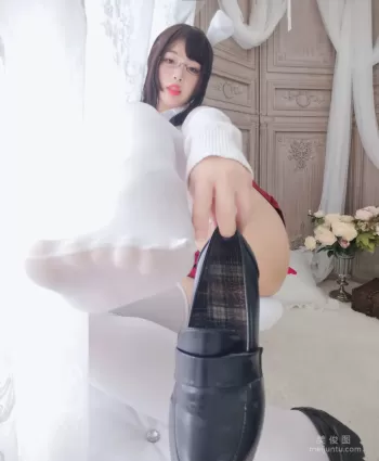 [網紅COSER] 萌系小姐姐-白烨- - 發情期 寫真集