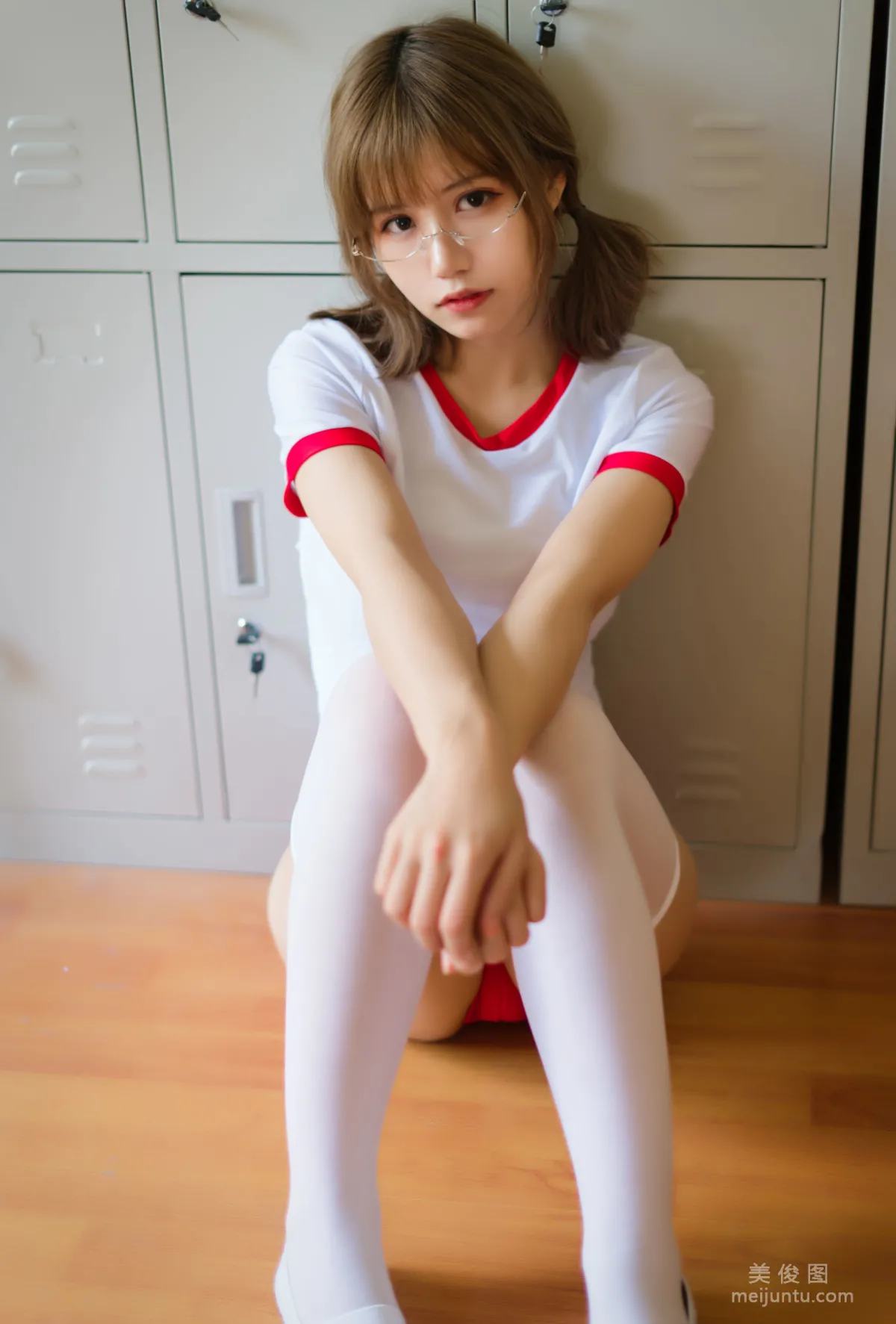 [網紅COSER] 小倉千代w - 紅色體操服 寫真集 9